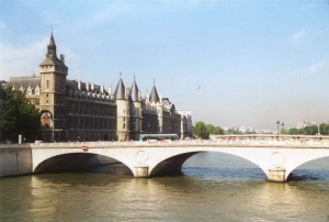 nrb2000_0_paris_senna2