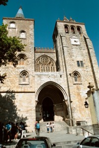 ptg2001_508_evora_cattedrale