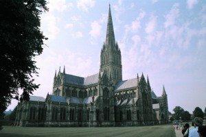 crn2003_107_salisbury_cattedrale2