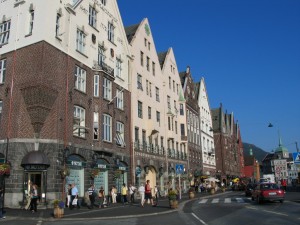 hrt2004_0483_bergen_briggen