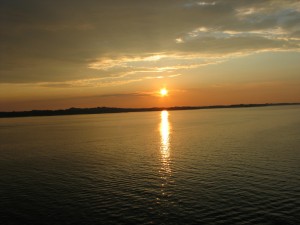 hrt2004_0507_navigazione_tramonto
