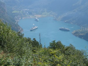 hrt2004_0525_fiordo_geiranger