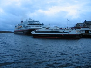 hrt2004_0565_lofoten_svolvaer