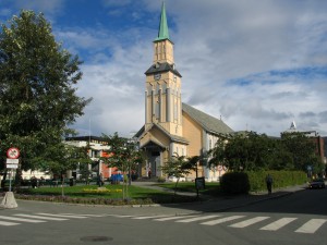 hrt2004_0581_tromso_chiesa