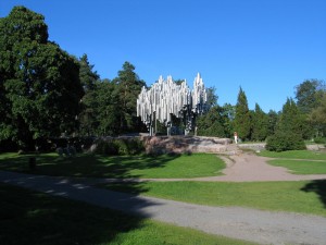 cba2005_185_helsinki_monumento_cibelius