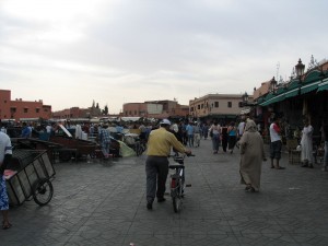Mar2005_180_marrakech_piazza