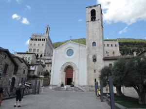 Centro Italia 2021 079 Gubbio Chiesa-di-San-Giovanni-Battista