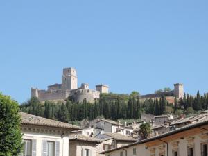 Centro Italia 2021 141 Assisi Rocca-Maggiore