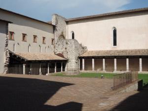 Centro Italia 2021 246 Spoleto Complesso-monumentale-di-San-Nicolò