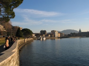 Como_040_Lungolago_200